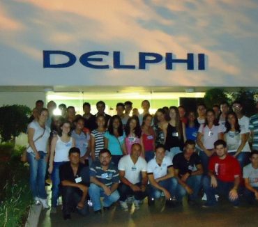 06/03/2014 – Alunos de Engenharia de Produção visitam a Delphi