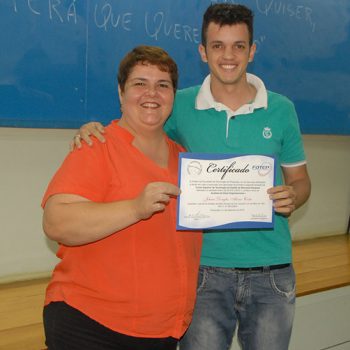 28-10-2015-ALUNOS DE RH RECEBEM CERTIFICADOS PARCIAIS  - FOTO 10