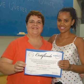 28-10-2015-ALUNOS DE RH RECEBEM CERTIFICADOS PARCIAIS  - FOTO 26