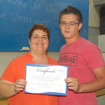 28-10-2015-ALUNOS DE RH RECEBEM CERTIFICADOS PARCIAIS  - FOTO 28