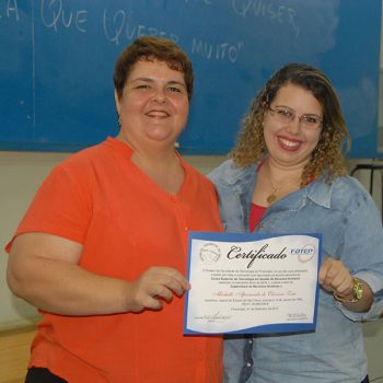 28-10-2015-ALUNOS DE RH RECEBEM CERTIFICADOS PARCIAIS  - FOTO 29