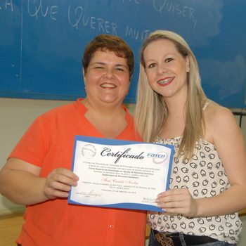 28-10-2015-ALUNOS DE RH RECEBEM CERTIFICADOS PARCIAIS  - FOTO 33