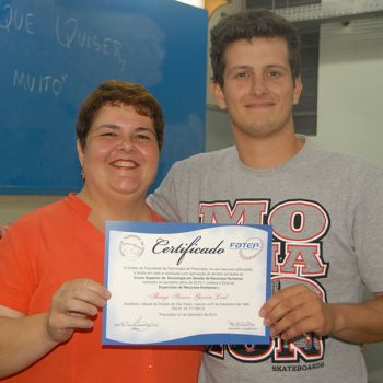 28-10-2015-ALUNOS DE RH RECEBEM CERTIFICADOS PARCIAIS  - FOTO 35