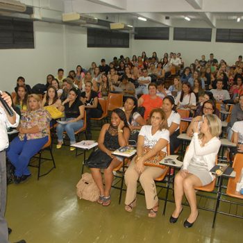 28-10-2015-ALUNOS DE RH RECEBEM CERTIFICADOS PARCIAIS  - FOTO 38