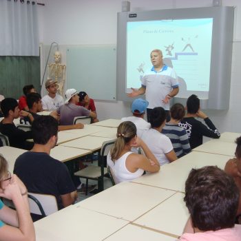 12/06/2015 - FATEP PROMOVE CICLO DE PALESTRAS EM INSTITUIÇÕES E ESCOLAS DE PIRACICABA E REGIÃO - FOTO 4