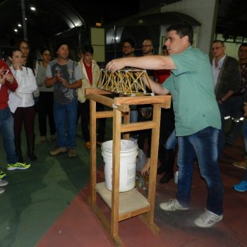 16-06-2016-ALUNOS PARTICIPAM DO DESAFIO PONTE DE MACARRÃO DA FATEP - FOTO 18