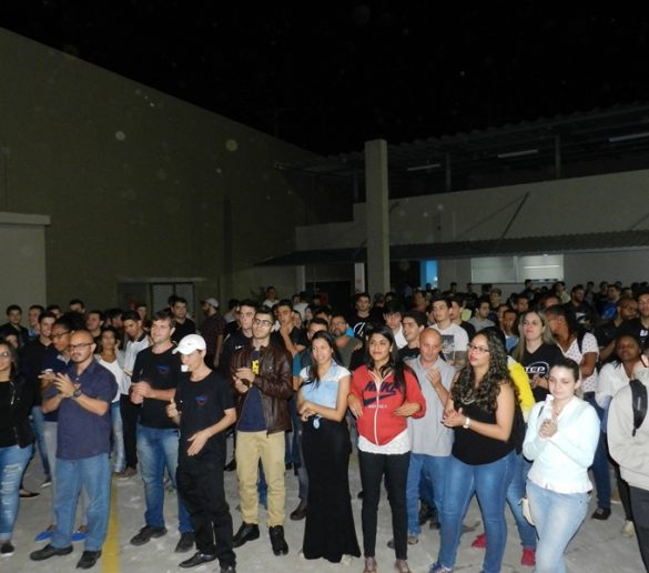 09-08-2016-Com música, Fatep recebeu alunos no novo campus