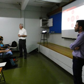 17/09/2015 - GALERIA - ALUNOS DE LOGÍSTICA PARTICIPAM DE PALESTRA NA FATEP - FOTO 2