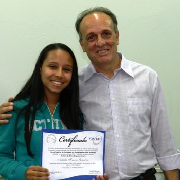 26/05/2014 - ALUNAS DO CURSO SUPERIOR DE TECNOLOGIA EM GESTÃO DE RECURSOS HUMANOS RECEBEM CERTIFICADOS PARCIAIS - FOTO 17