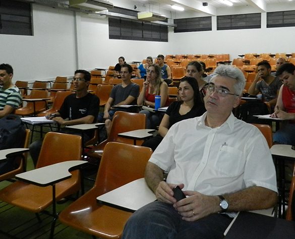 21-10-2015-Palestra orienta sobre “Planejamento Logístico de Exportação”