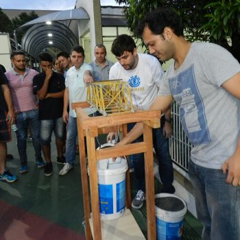 26-11-2015-ALUNOS DE ENGENHARIA CIVIL DA FATEP ENFRENTAM O DESAFIO PONTE DE MACARRÃO - FOTO 8