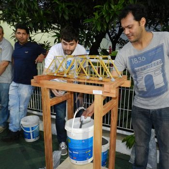 26-11-2015-ALUNOS DE ENGENHARIA CIVIL DA FATEP ENFRENTAM O DESAFIO PONTE DE MACARRÃO - FOTO 11