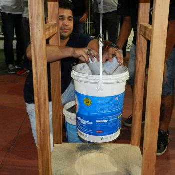 26-11-2015-ALUNOS DE ENGENHARIA CIVIL DA FATEP ENFRENTAM O DESAFIO PONTE DE MACARRÃO - FOTO 17