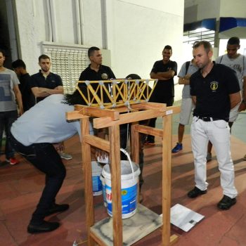 26-11-2015-ALUNOS DE ENGENHARIA CIVIL DA FATEP ENFRENTAM O DESAFIO PONTE DE MACARRÃO - FOTO 22