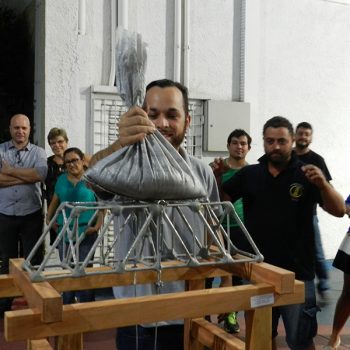 26-11-2015-ALUNOS DE ENGENHARIA CIVIL DA FATEP ENFRENTAM O DESAFIO PONTE DE MACARRÃO - FOTO 27