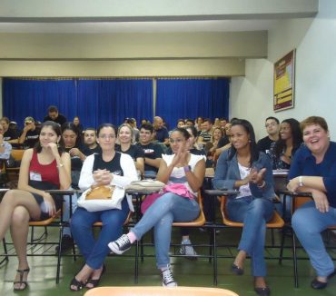 02/05 – Atividade complementar dos alunos de RH treina turma de Produção Industrial