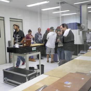 25-05-2016-ALUNOS DE TECNOLOGIA DA QUALIDADE APRIMORAM O APRENDIZADO NA AFERITEC - FOTO 15