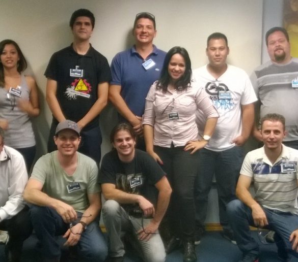 07/11/2014 – Alunos de Produção Industrial da Fatep visitam instalações da Delphi