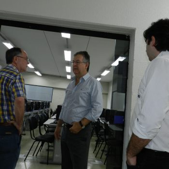 Foto 2 - Prefeito Barjas Negri conhece as instalações da Fatep Piracicaba